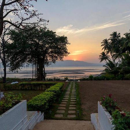 Saffronstays Little Paradise, Murud מראה חיצוני תמונה